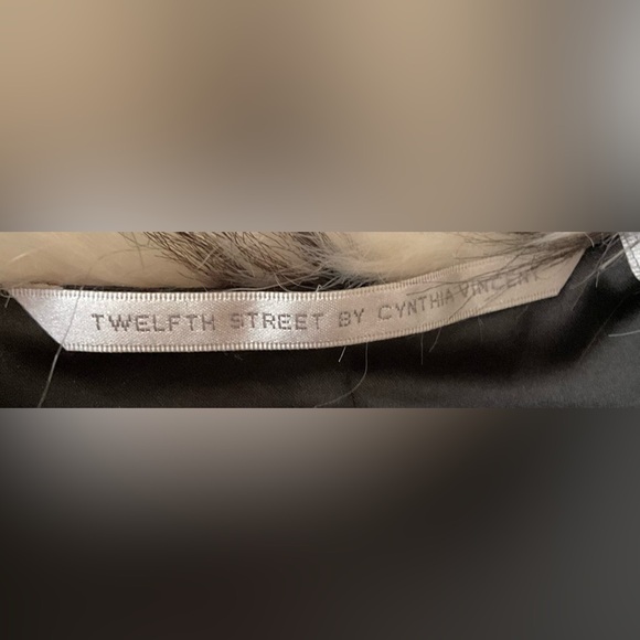 Twelfth Street By Cynthia Vincent, faux fur vest, Medium - Picture 11 of 11